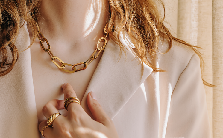 Gold Valuations Image 745 X 365